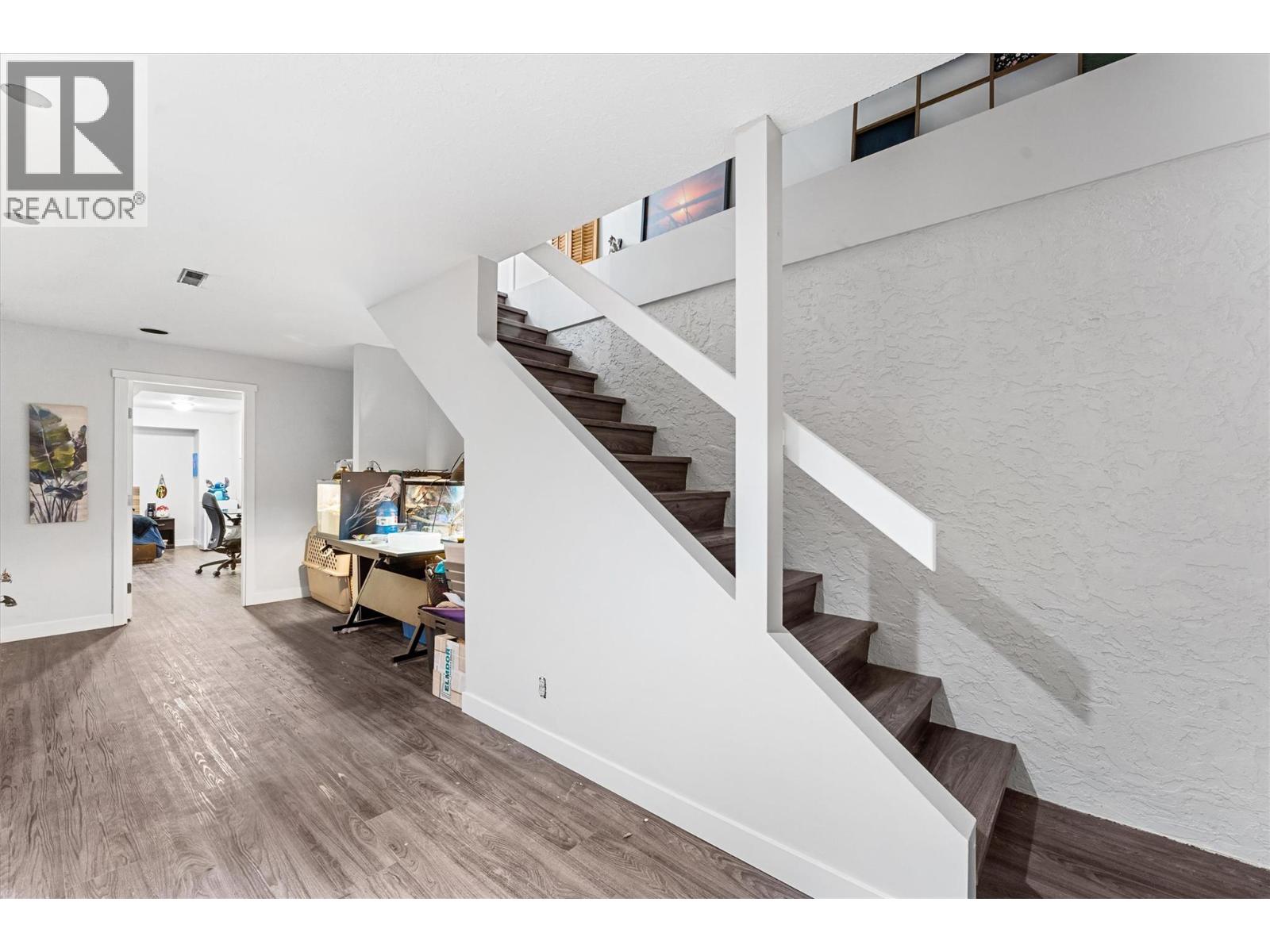  1642 Griffiths Place, West Kelowna