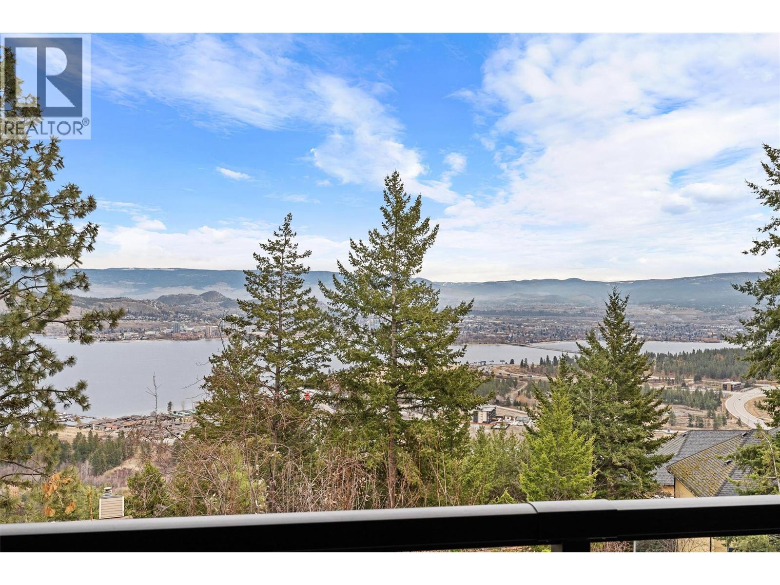  1642 Griffiths Place, West Kelowna