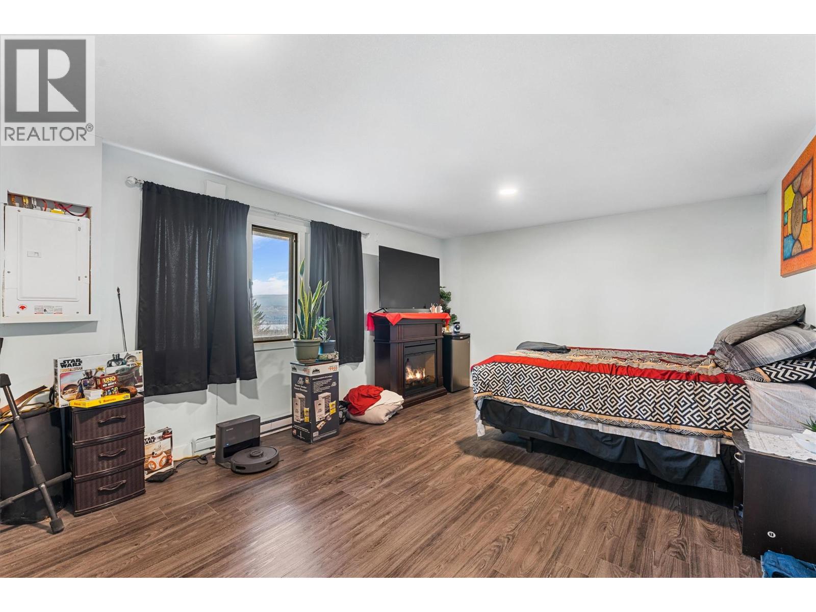  1642 Griffiths Place, West Kelowna