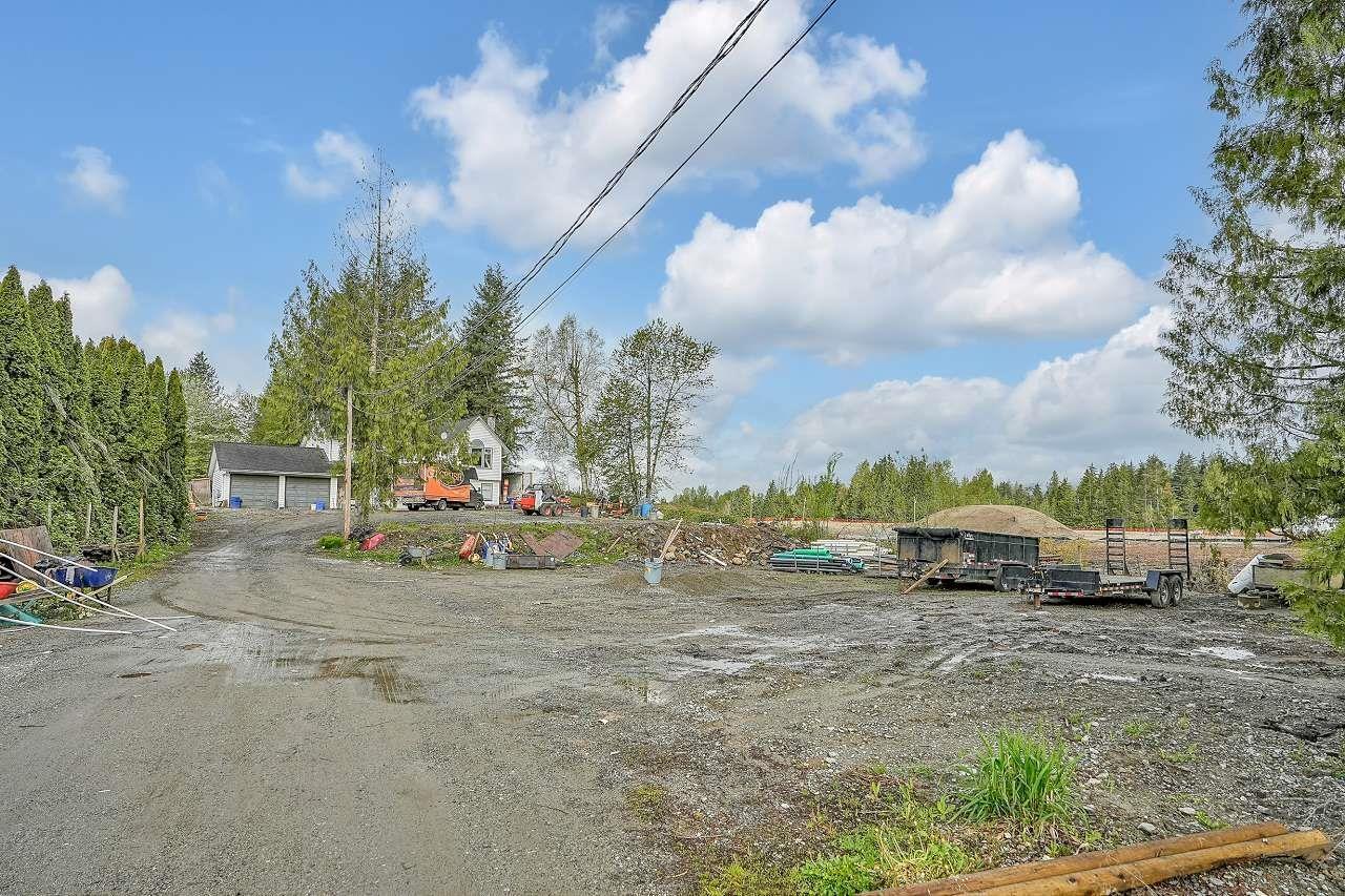 8699 DEWDNEY TRUNK ROAD