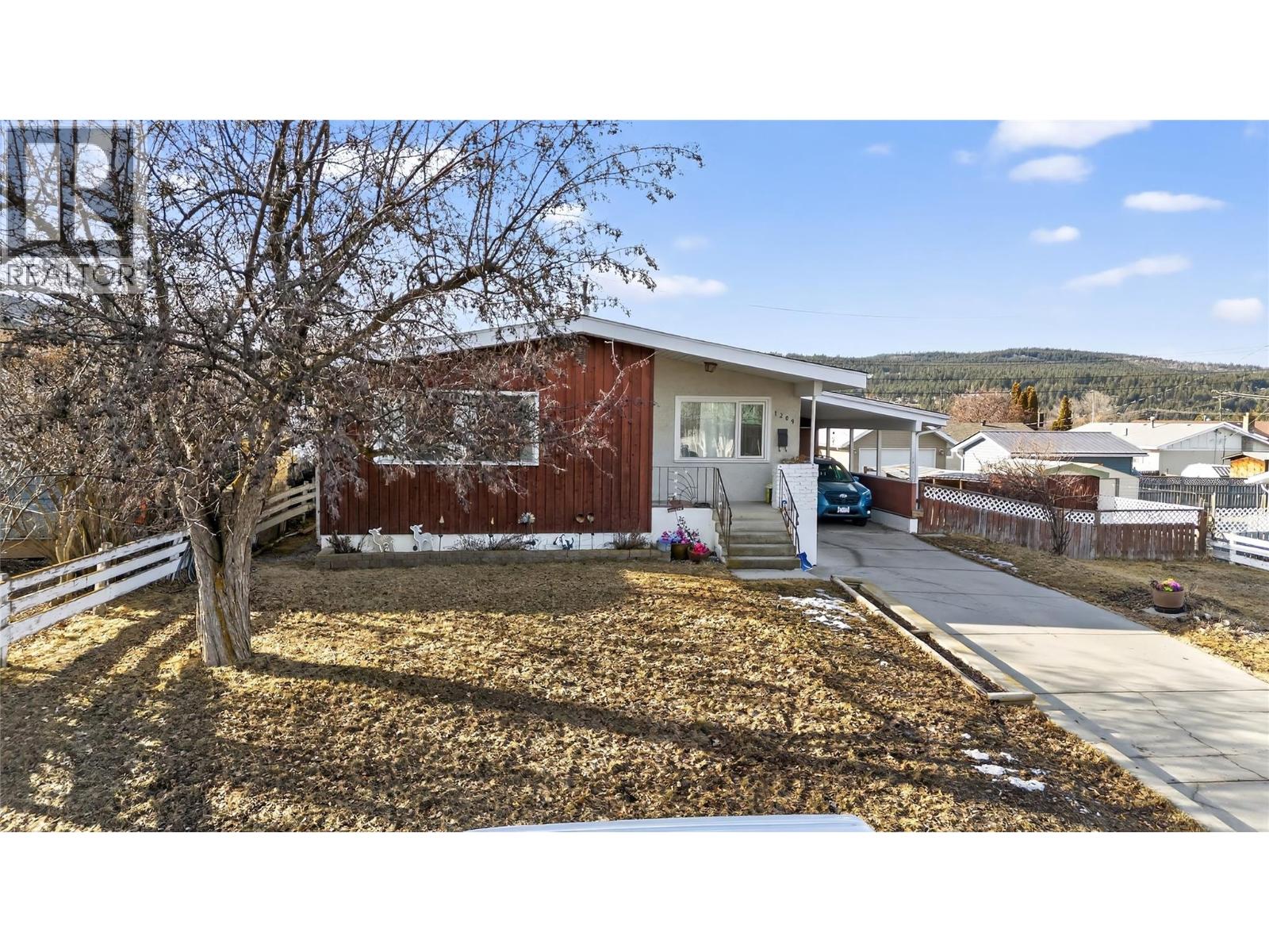 1209 3rd Avenue S, Cranbrook