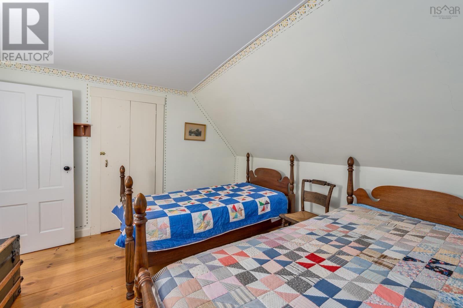 Property 25 of 42 of 7227 Highway 101