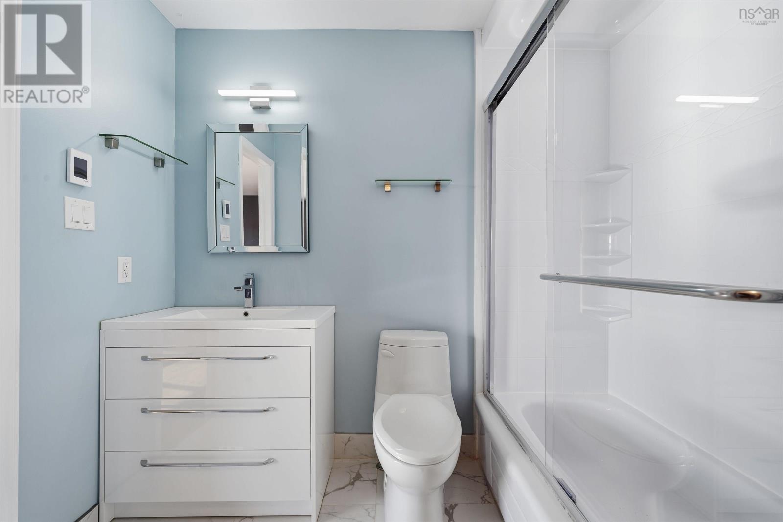 Property 25 of 31 of 130 Rutledge Street