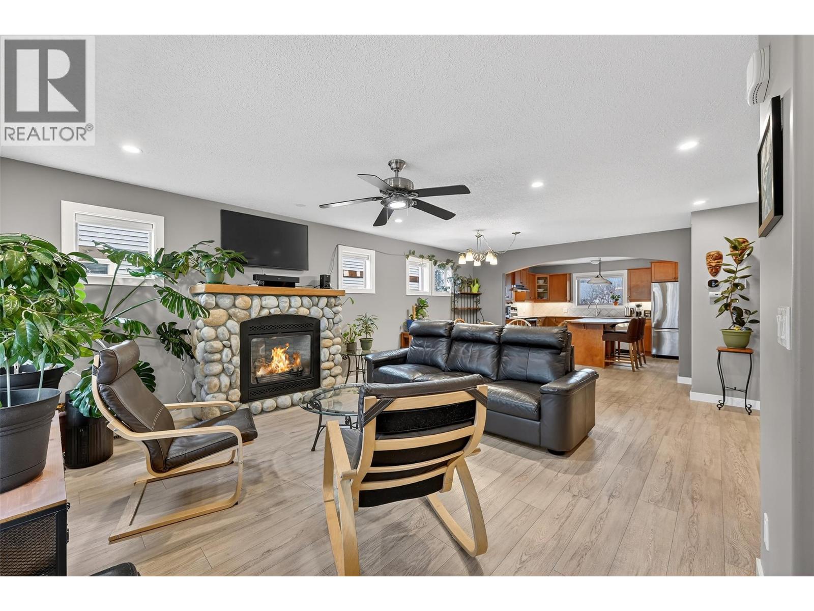 130 11TH Avenue Unit# 6, Invermere