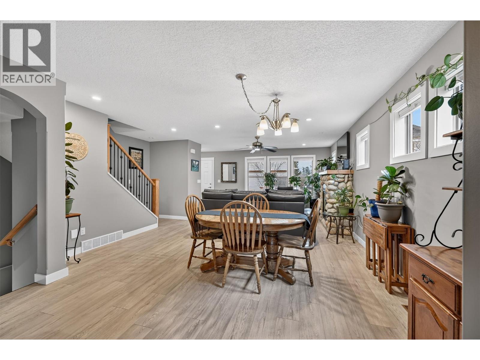 130 11TH Avenue Unit# 6, Invermere