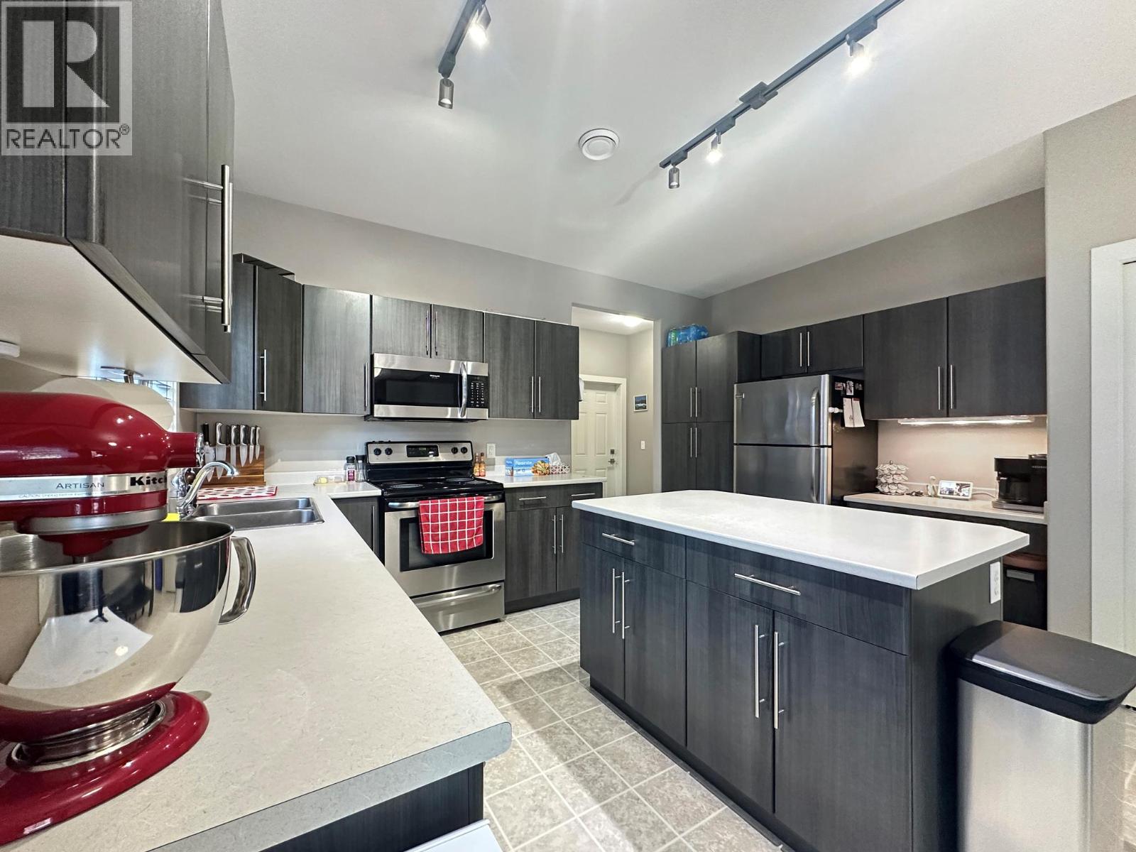 486 SIMILKAMEEN Avenue, Princeton