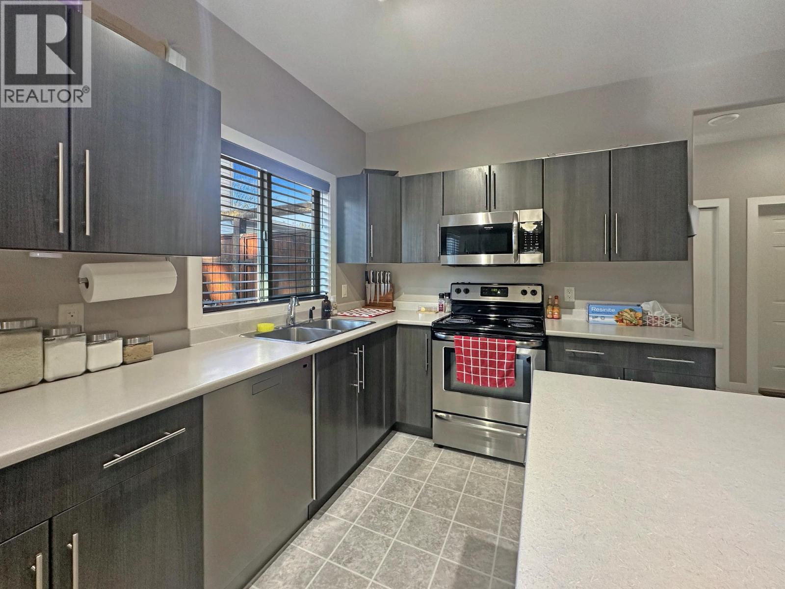 486 SIMILKAMEEN Avenue, Princeton