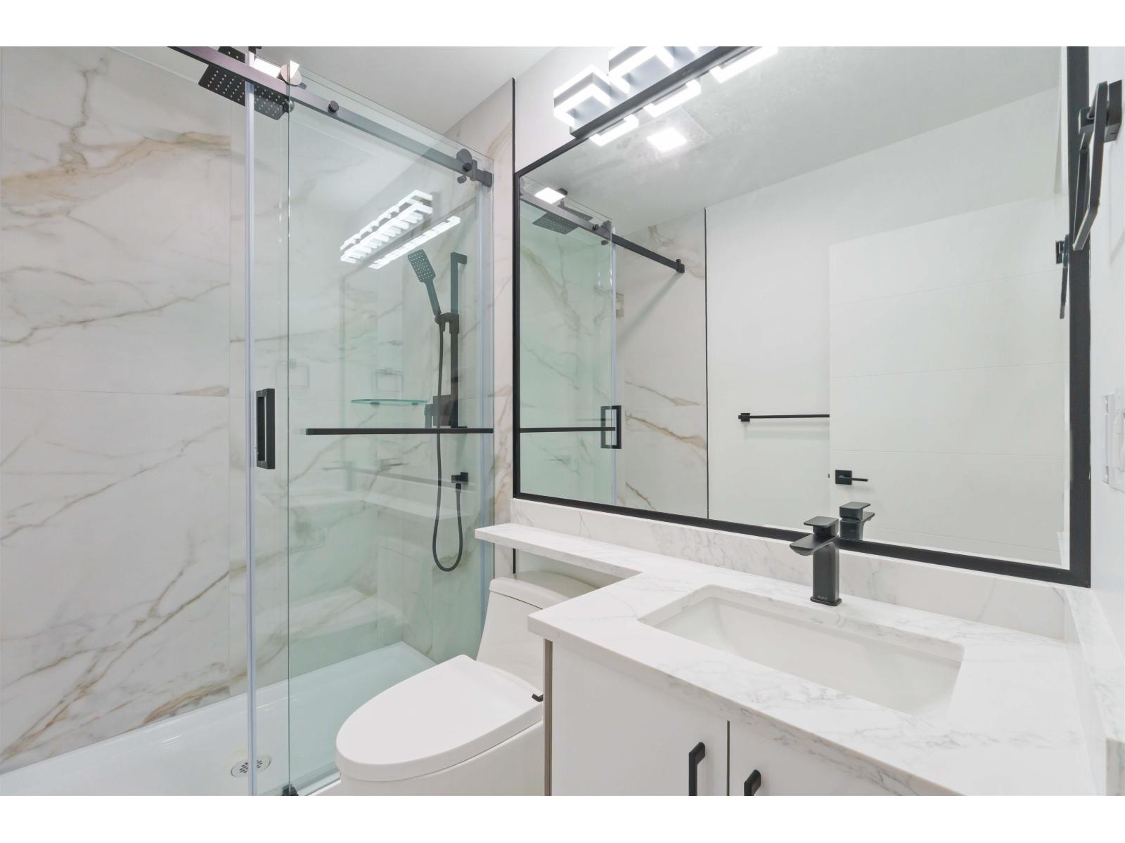 35656 CANTERBURY AVENUE, Abbotsford