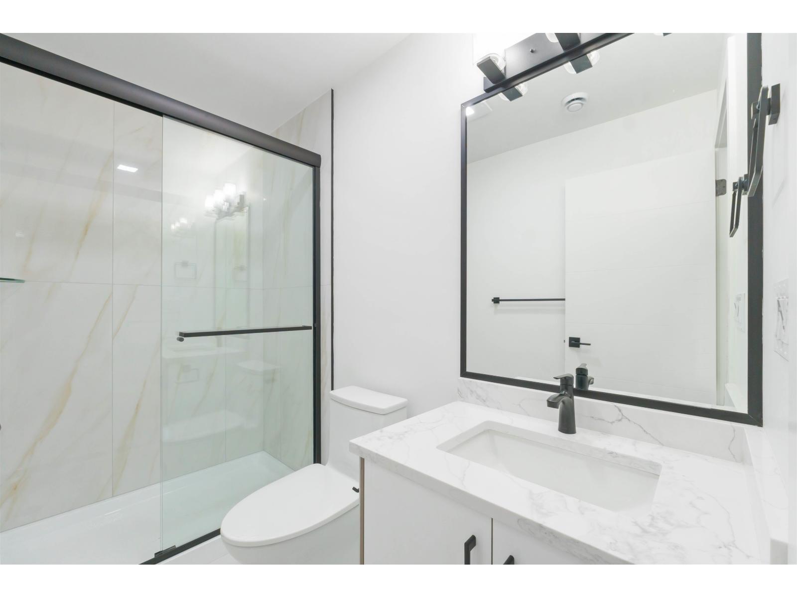 35656 CANTERBURY AVENUE, Abbotsford