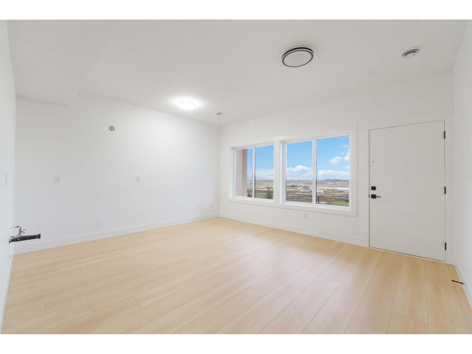 35656 CANTERBURY AVENUE, Abbotsford