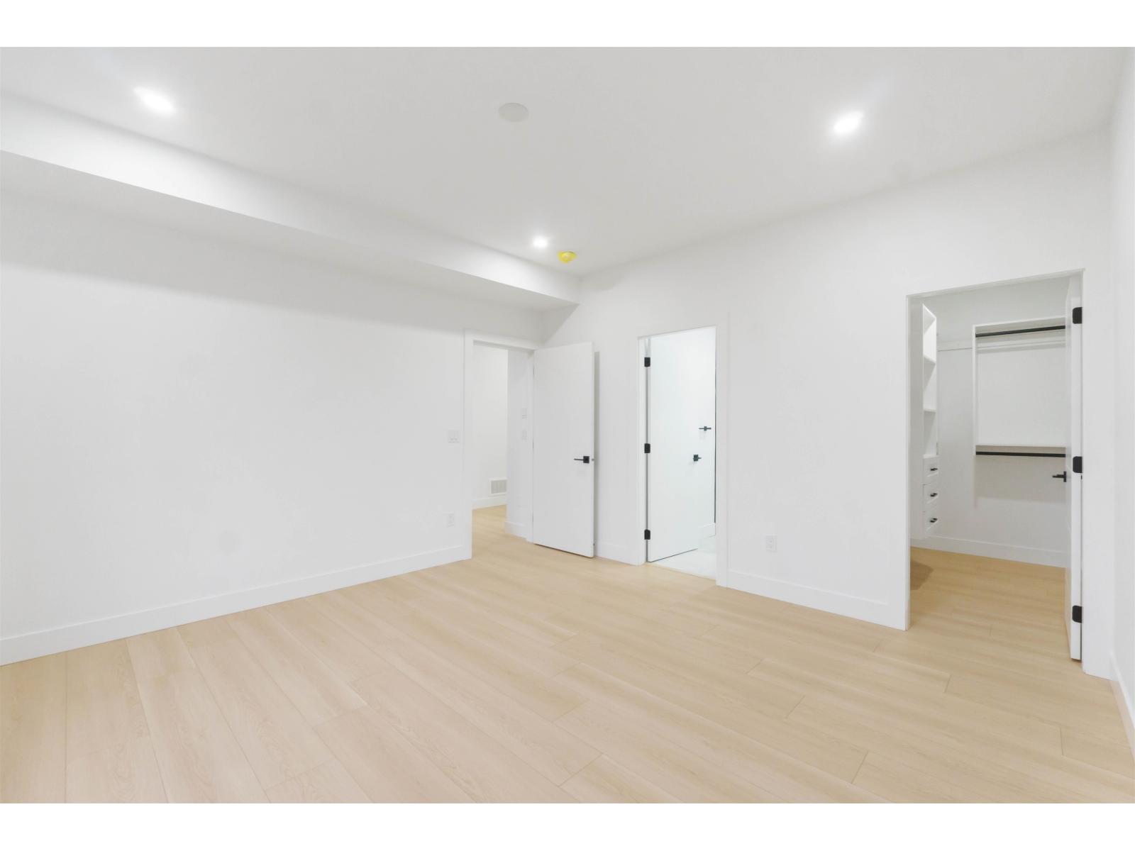 35656 CANTERBURY AVENUE, Abbotsford