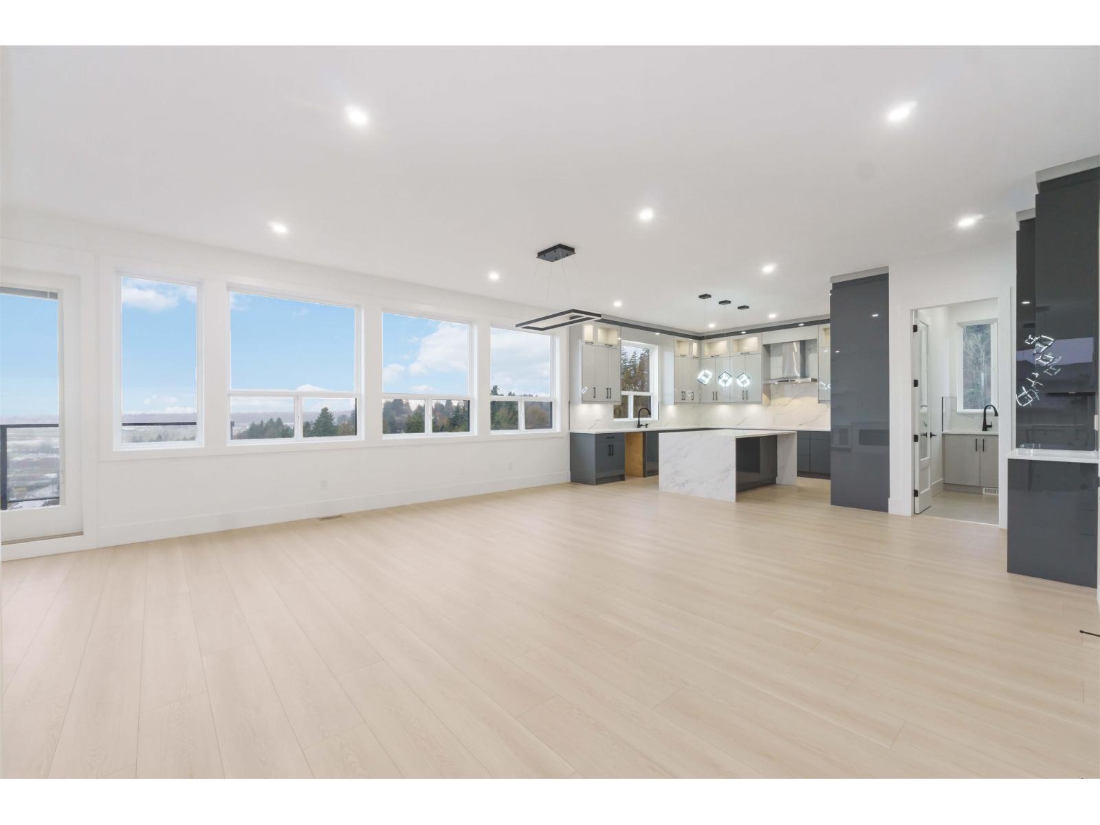 35656 CANTERBURY AVENUE, Abbotsford