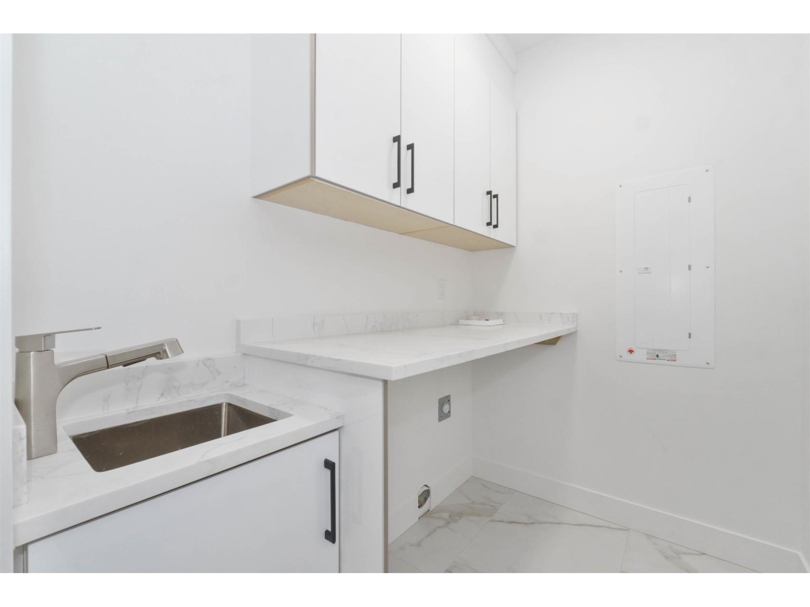 35656 CANTERBURY AVENUE, Abbotsford