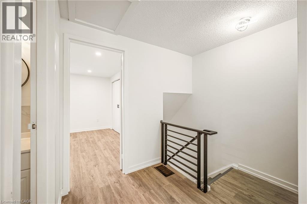 33 ROCHELLE Avenue Unit# 41, Hamilton, Ontario