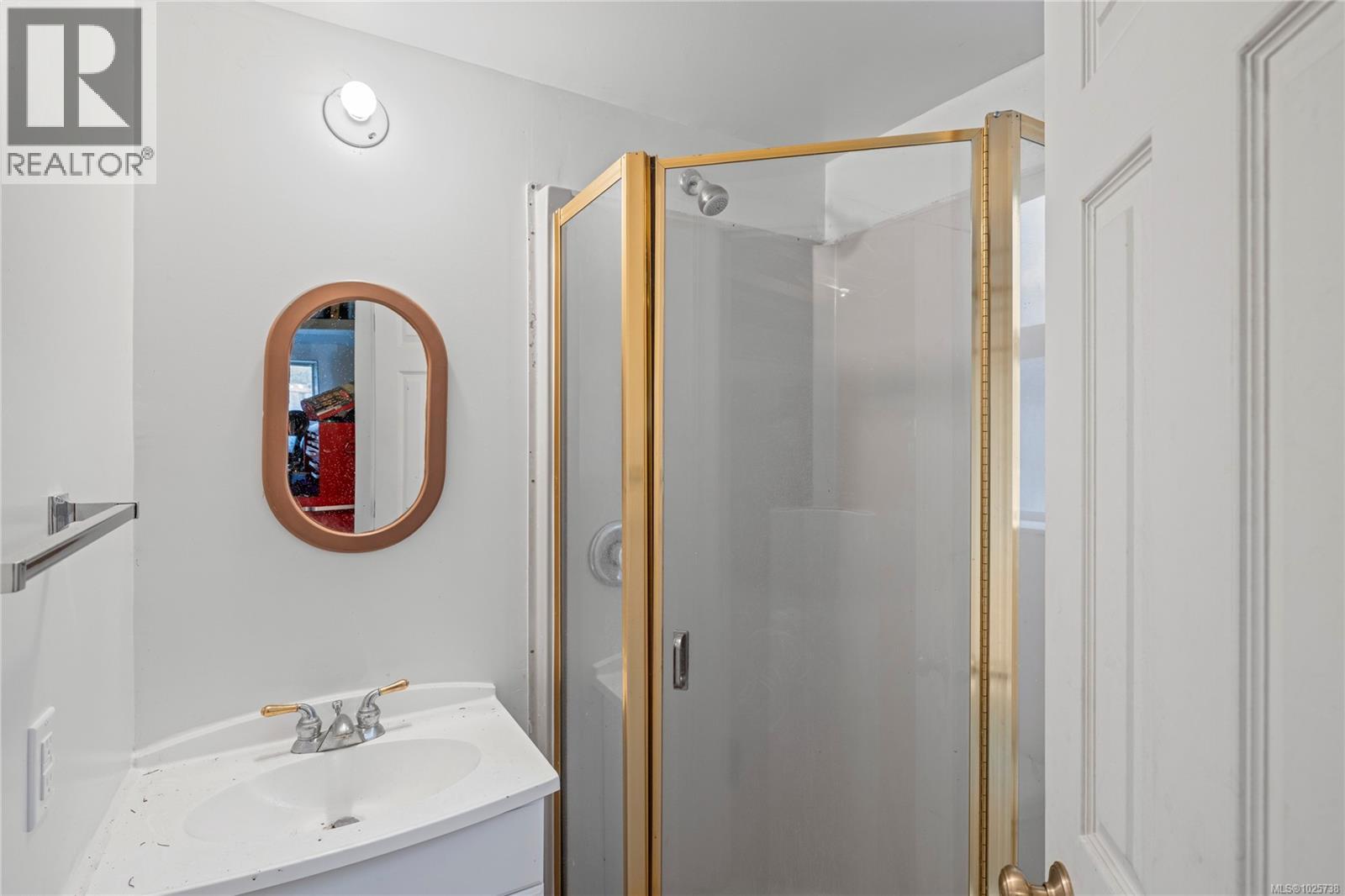 816 Woodland Dr, Parksville