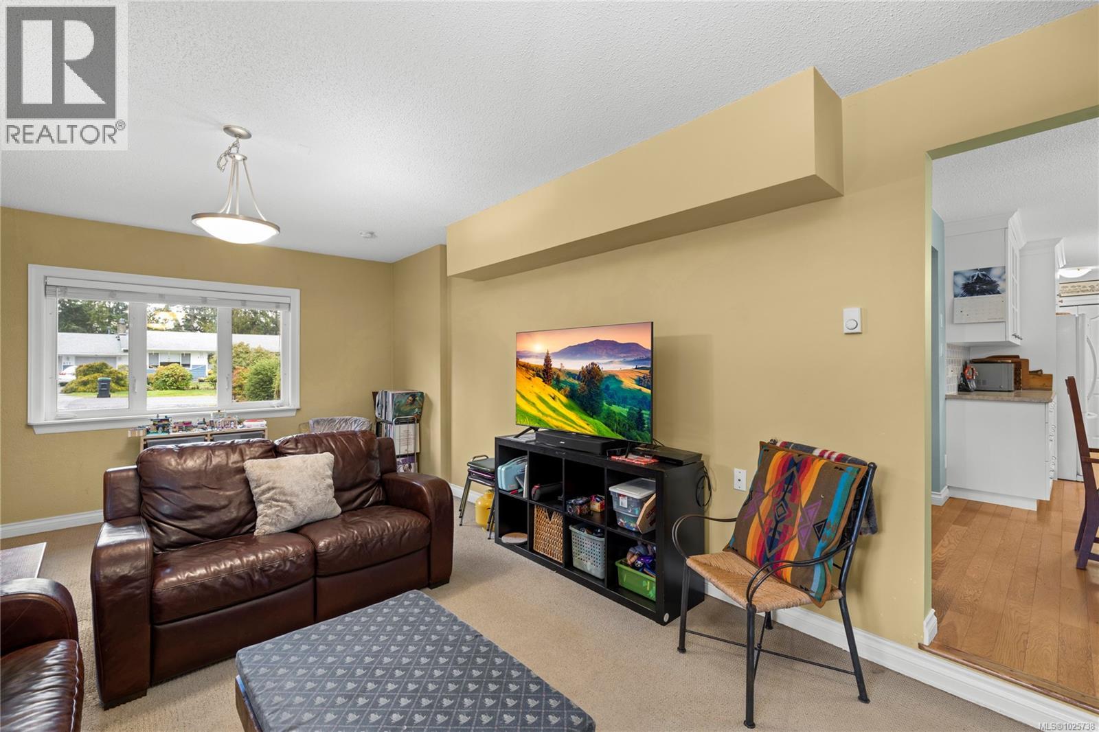 816 Woodland Dr, Parksville