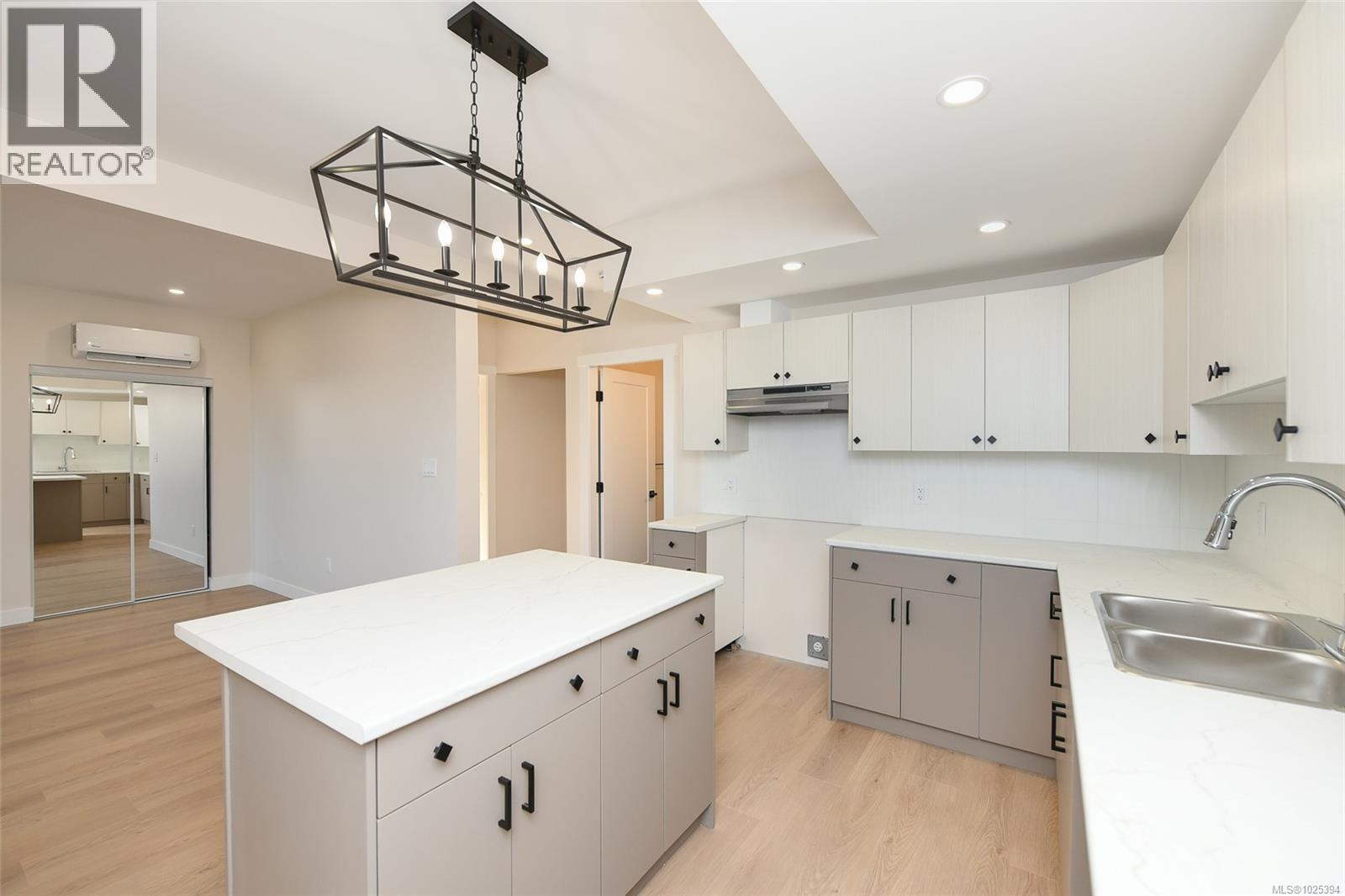 3287 EAGLEVIEW CRES - 19