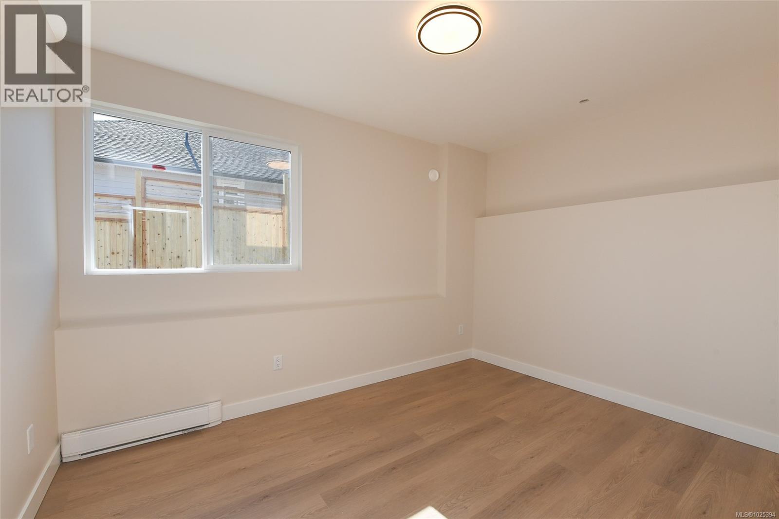 3287 EAGLEVIEW CRES - 22