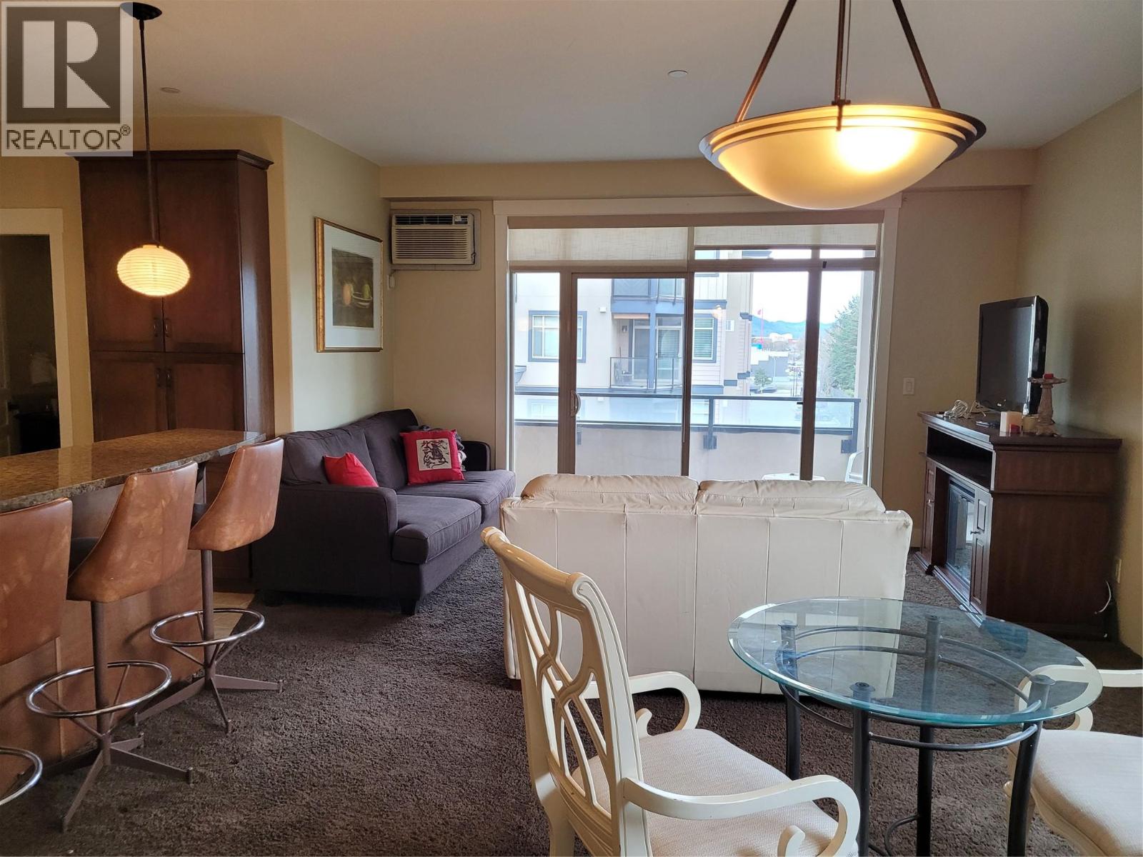 #301 795 MCGILL ROAD - 12