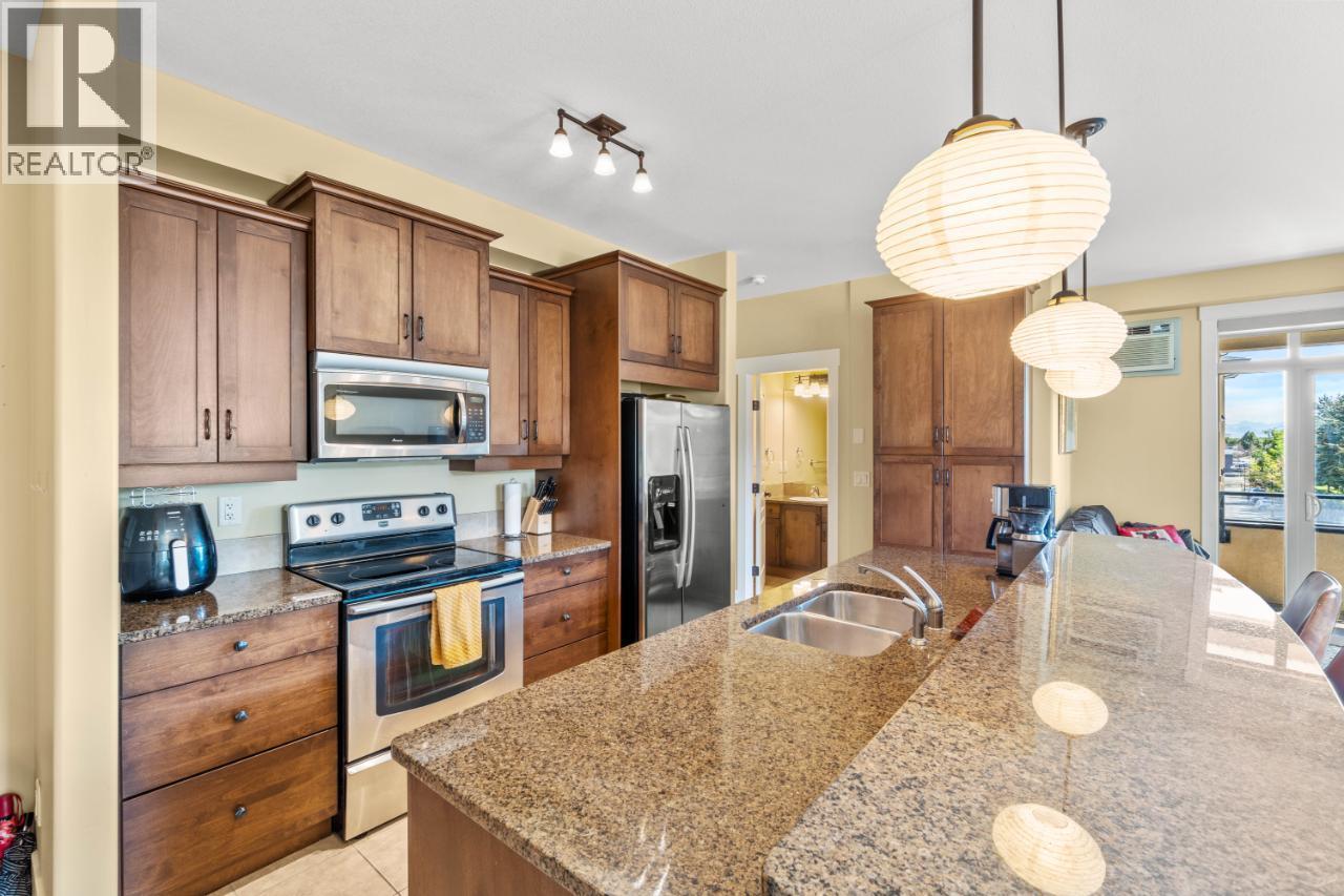 #301 795 MCGILL ROAD - 9