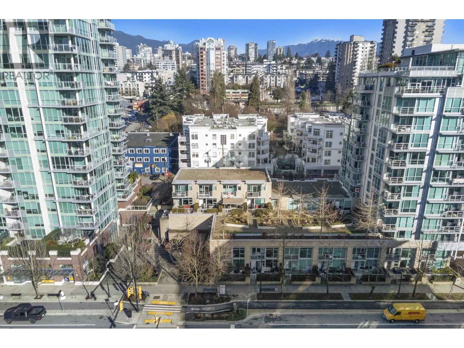 TH2 168 E ESPLANADE AVENUE, North Vancouver