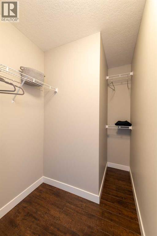 Single Family House for Sale in    Avenue NW Mount Pleasant Calgary 