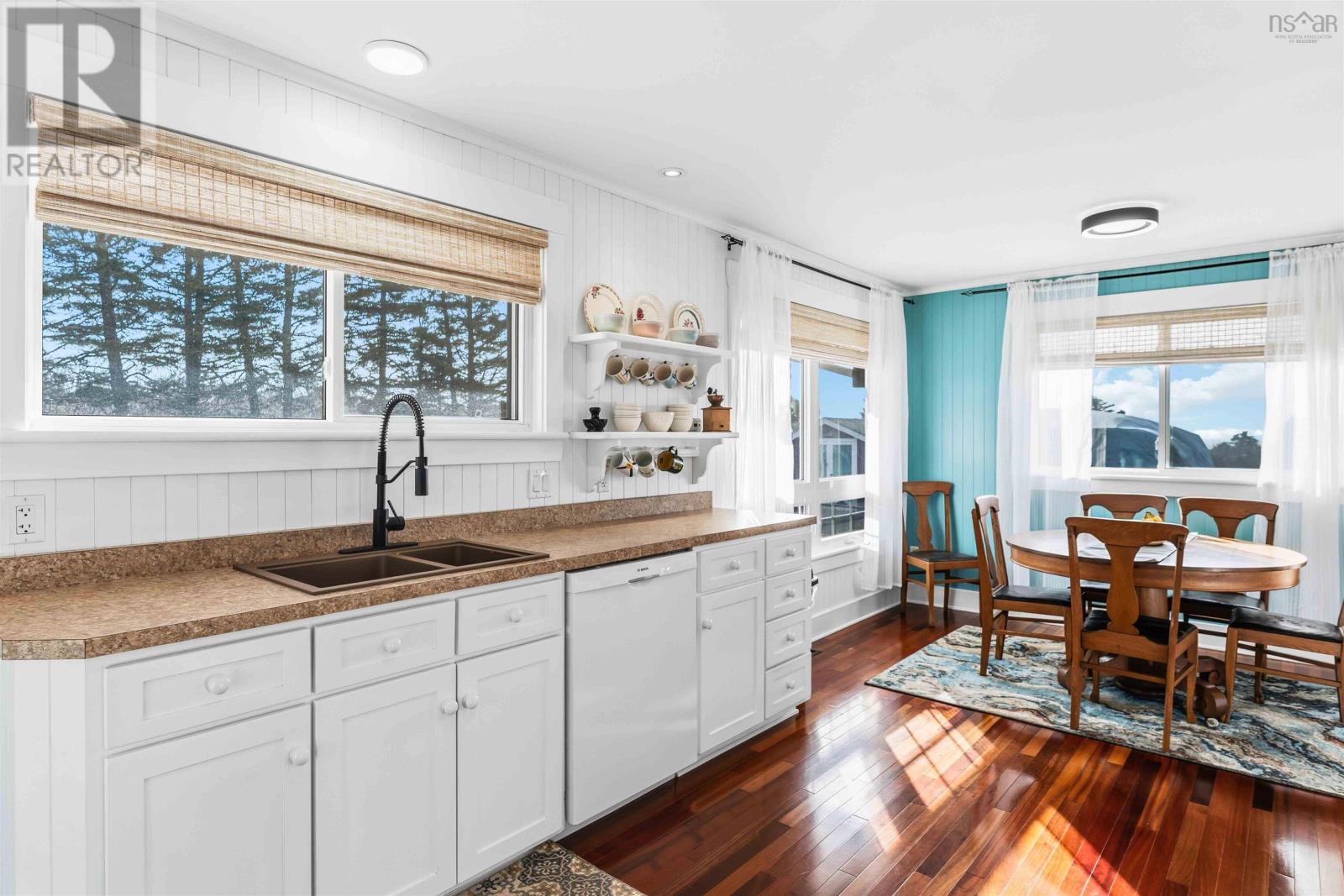 Property 17 of 47 of 93 Across the Meadow Road