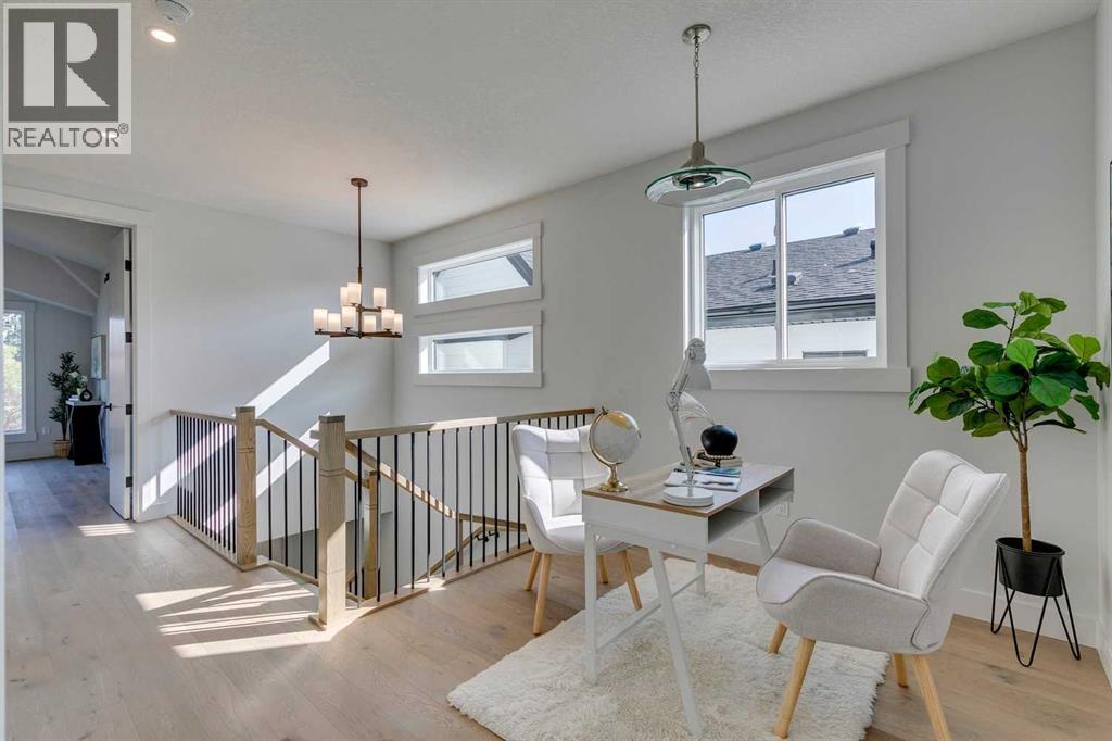 Single Family House for Sale in   Avenue NW Banff Trail Calgary 