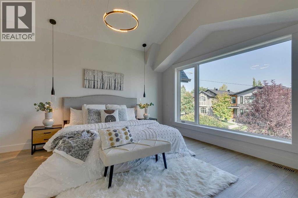 Single Family House for Sale in   Avenue NW Banff Trail Calgary 