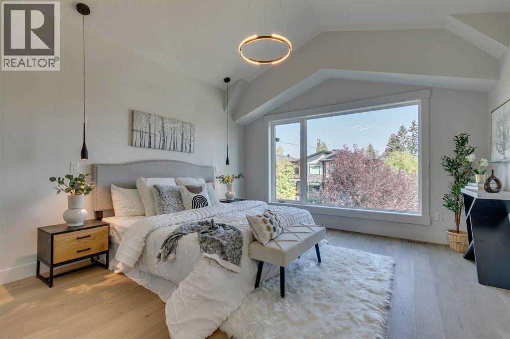 Single Family House for Sale in   Avenue NW Banff Trail Calgary 