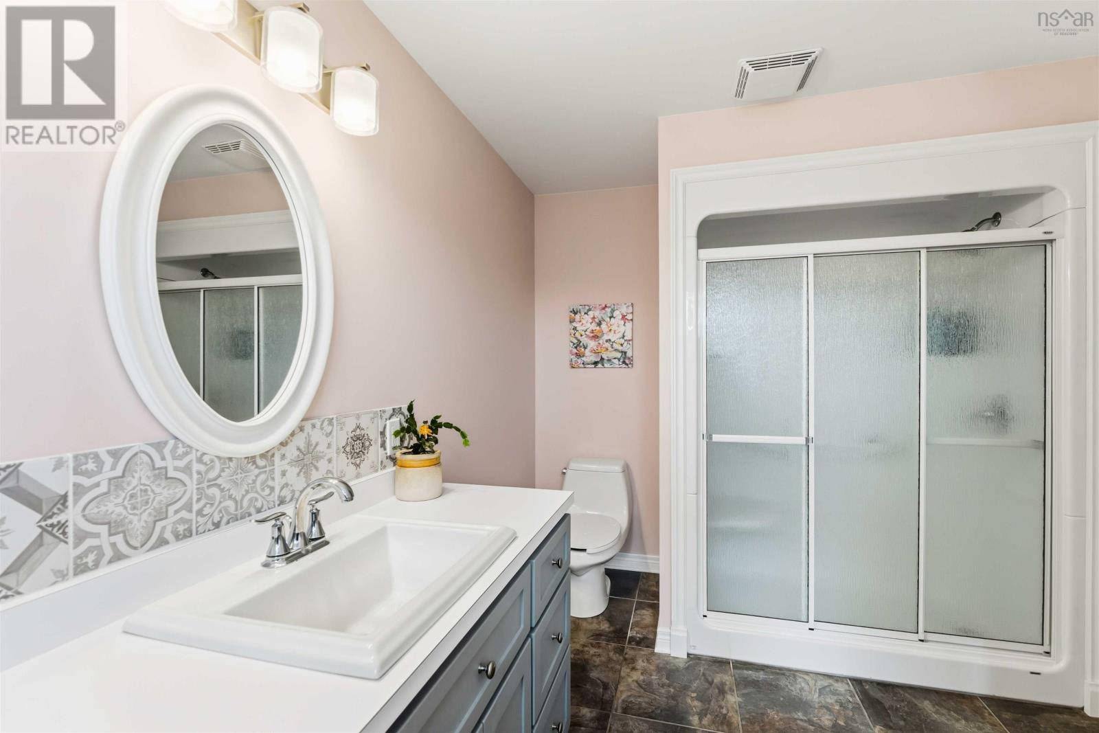 Property 29 of 47 of 93 Across the Meadow Road