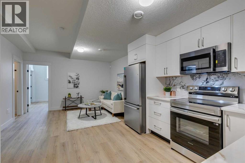 Single Family House for Sale in   Avenue NW Banff Trail Calgary 