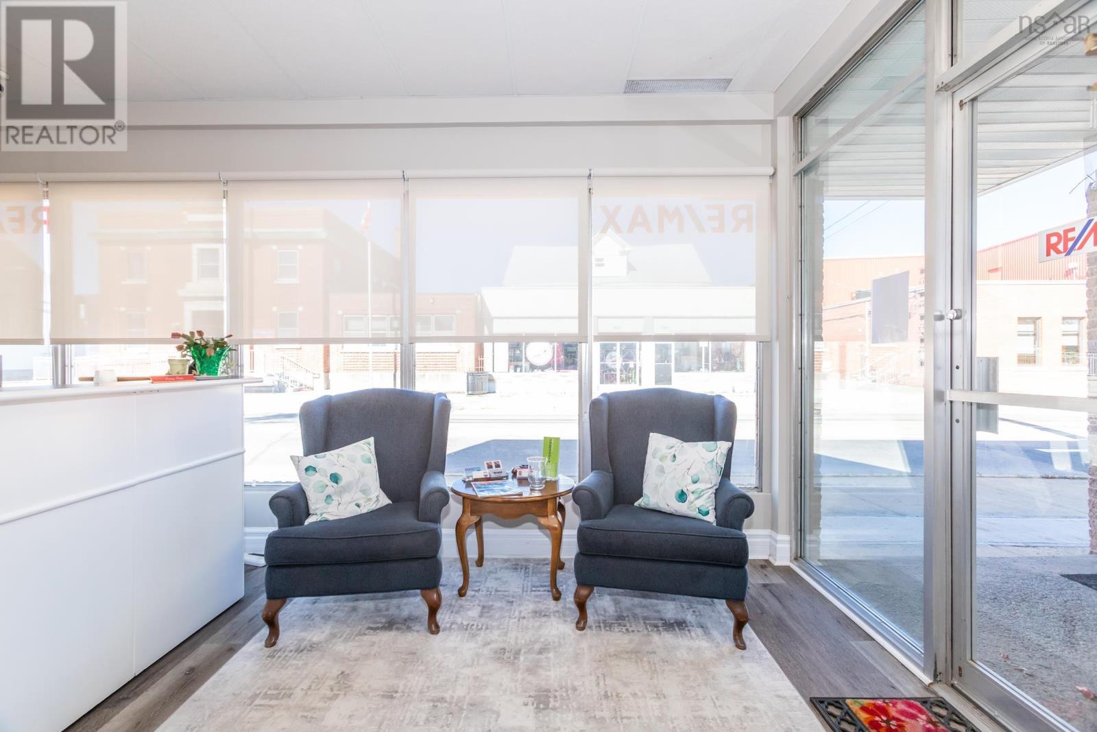 Property 10 of 46 of 284 Main Street