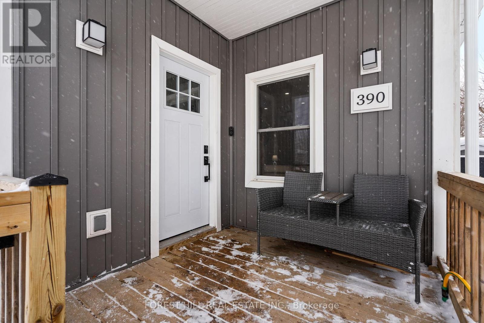 390 GLENDALE AVENUE - Photo 4 of 38, St. Catharines (Burleigh Hill), Ontario