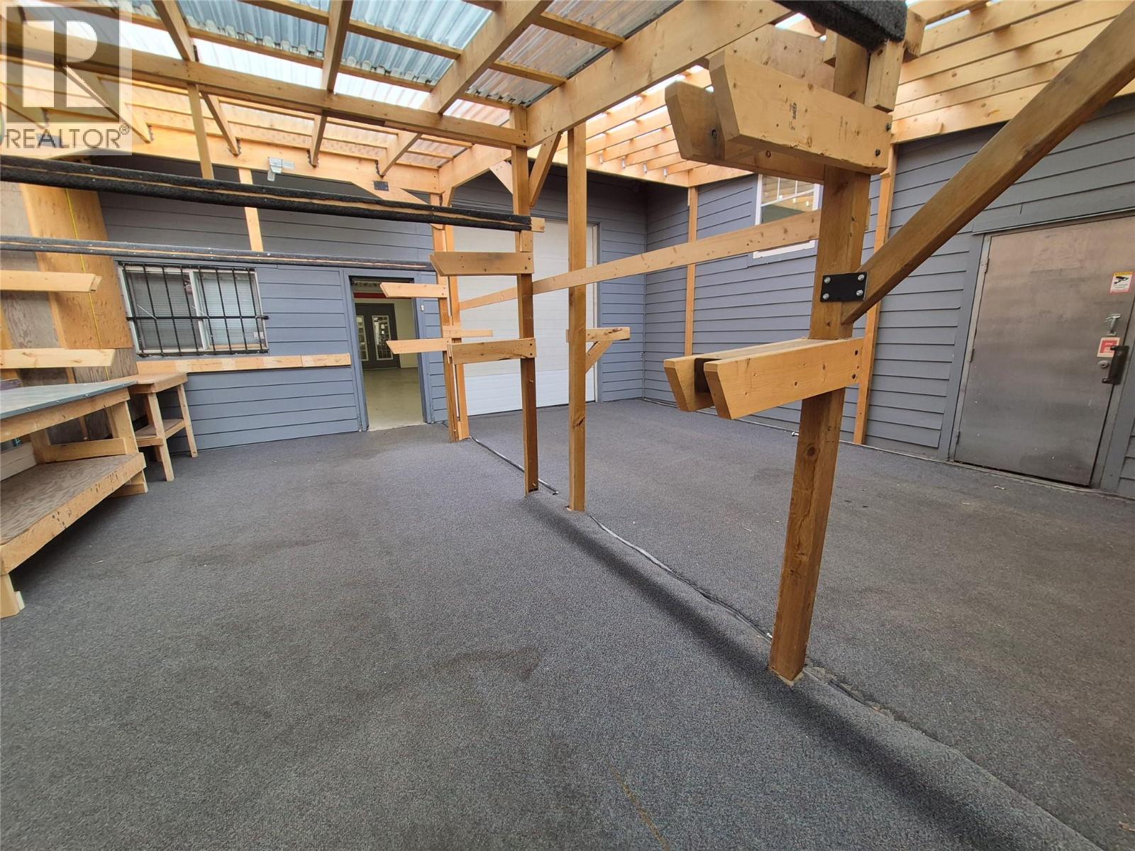  571 Gaston Avenue, Kelowna