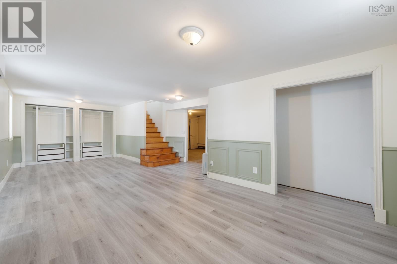 Property 24 of 43 of 8441 Hwy 101