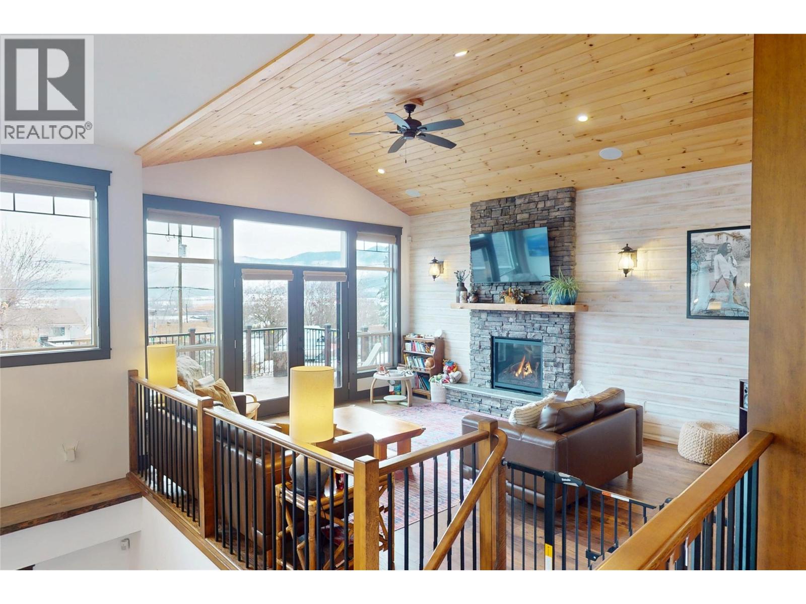 2058 Grandview Avenue - 25
