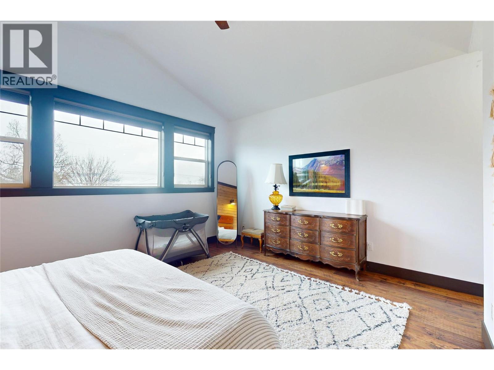 2058 Grandview Avenue, Lumby