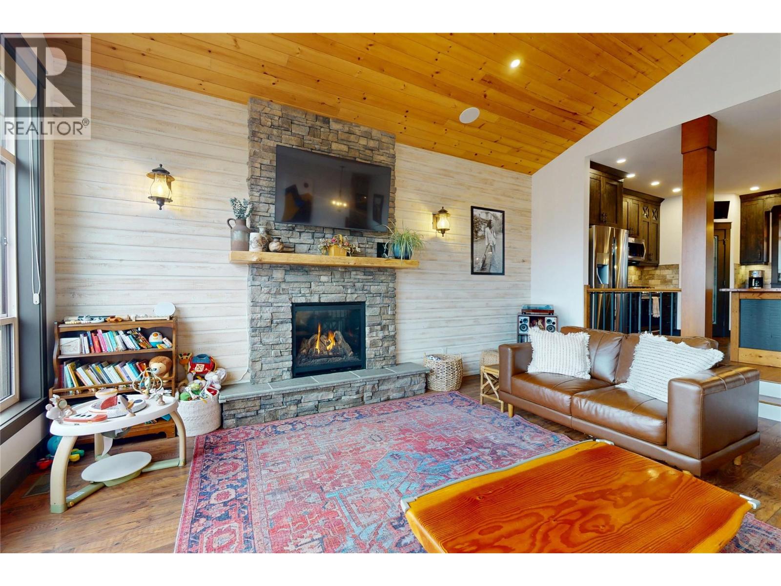 2058 Grandview Avenue - 5