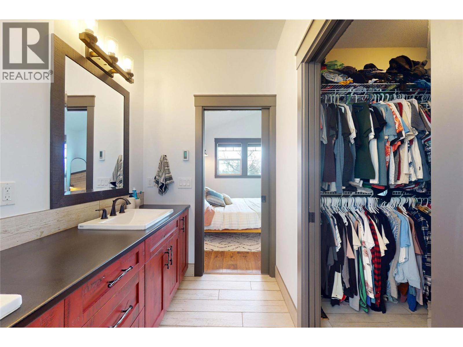 2058 Grandview Avenue, Lumby