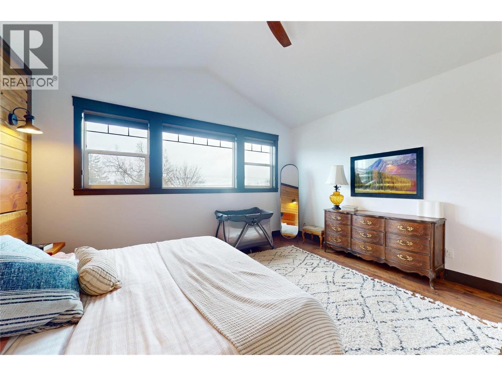 2058 Grandview Avenue, Lumby