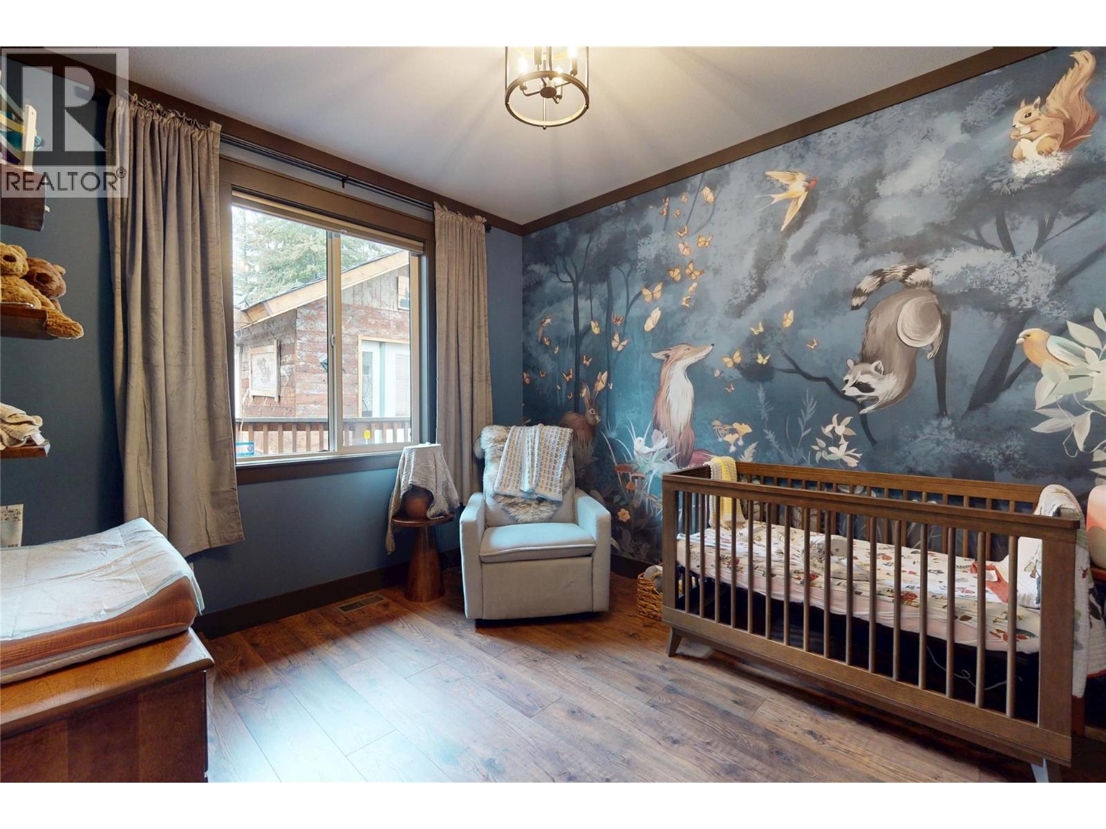 2058 Grandview Avenue, Lumby