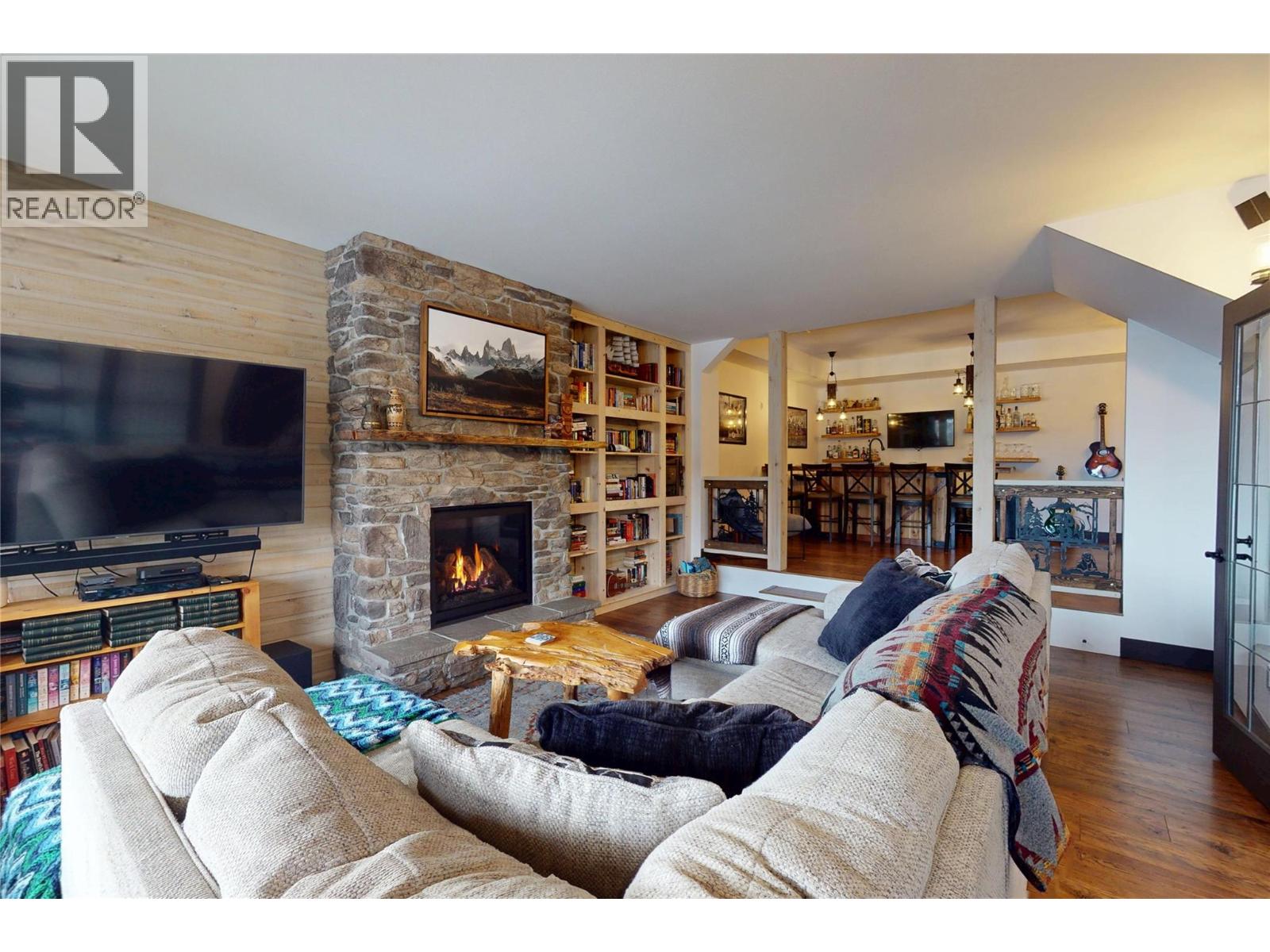 2058 Grandview Avenue, Lumby