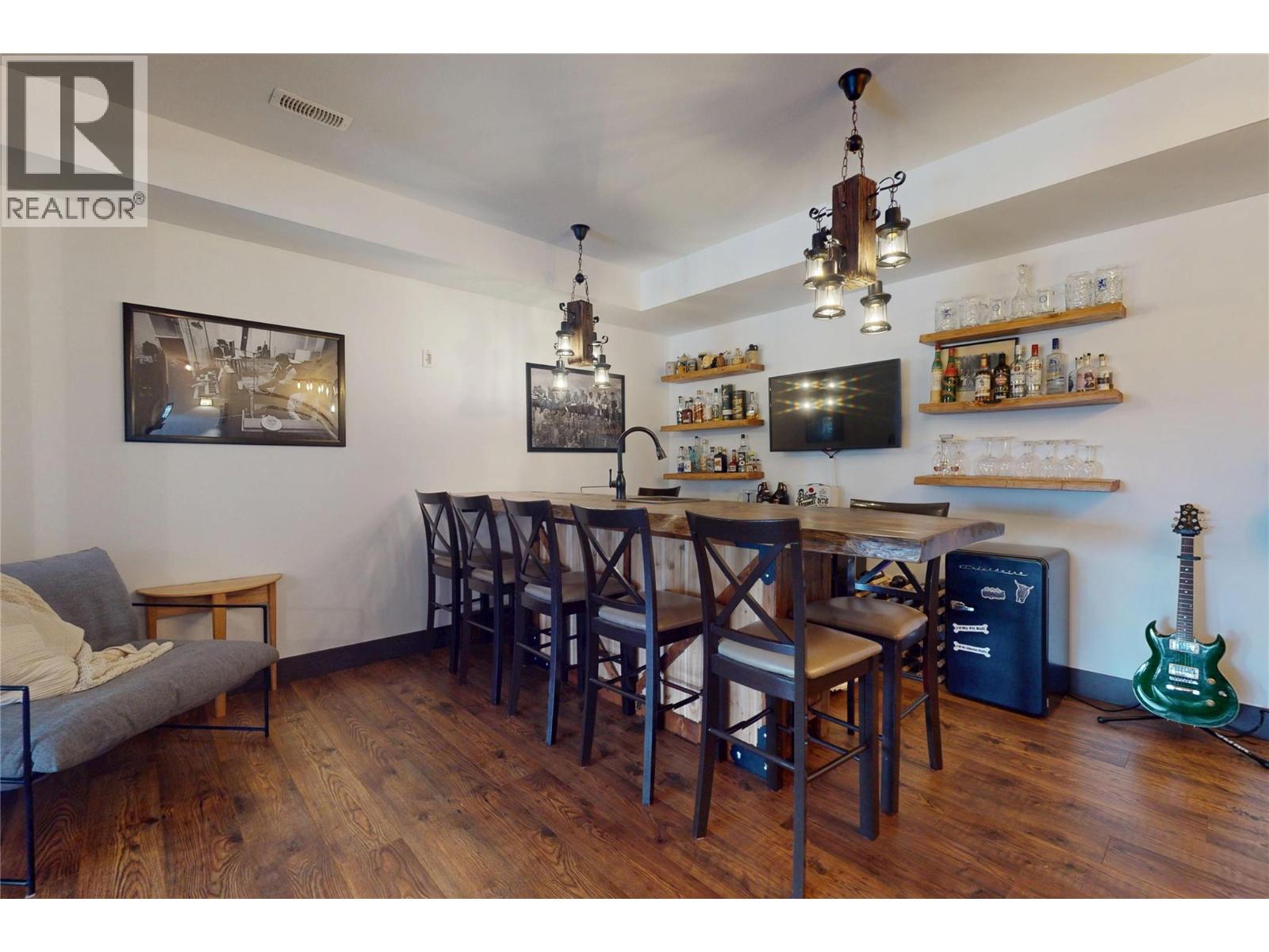 2058 Grandview Avenue - 74