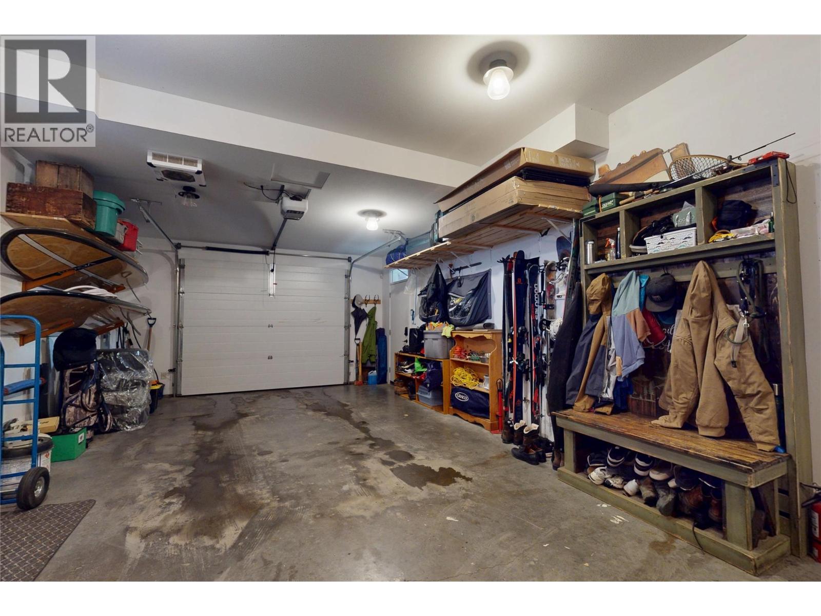 2058 Grandview Avenue, Lumby