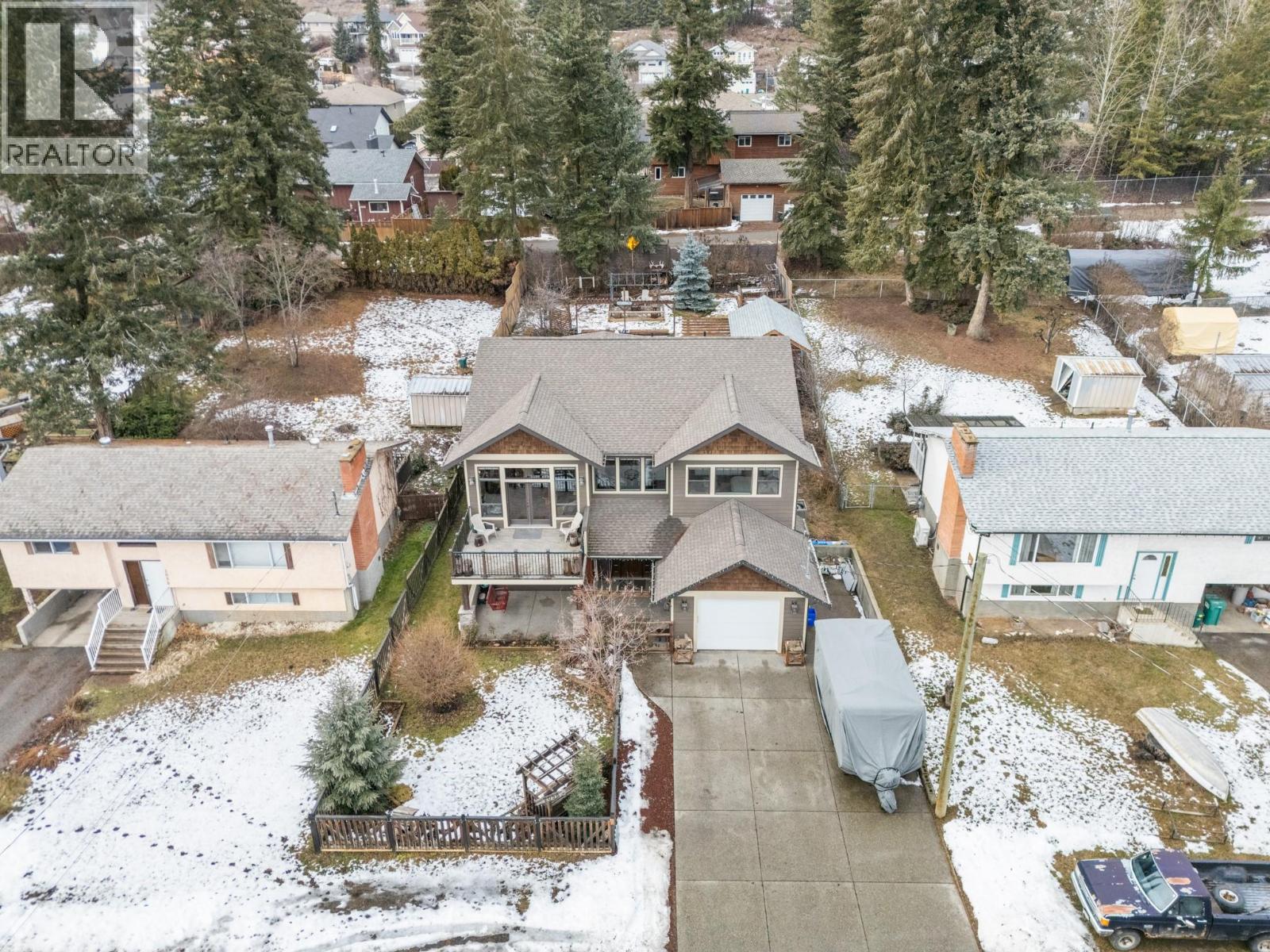 2058 Grandview Avenue, Lumby