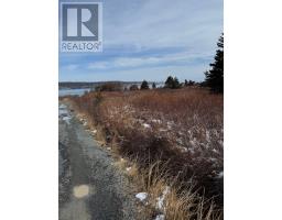 26 Bears Cove Road thumbnail 4