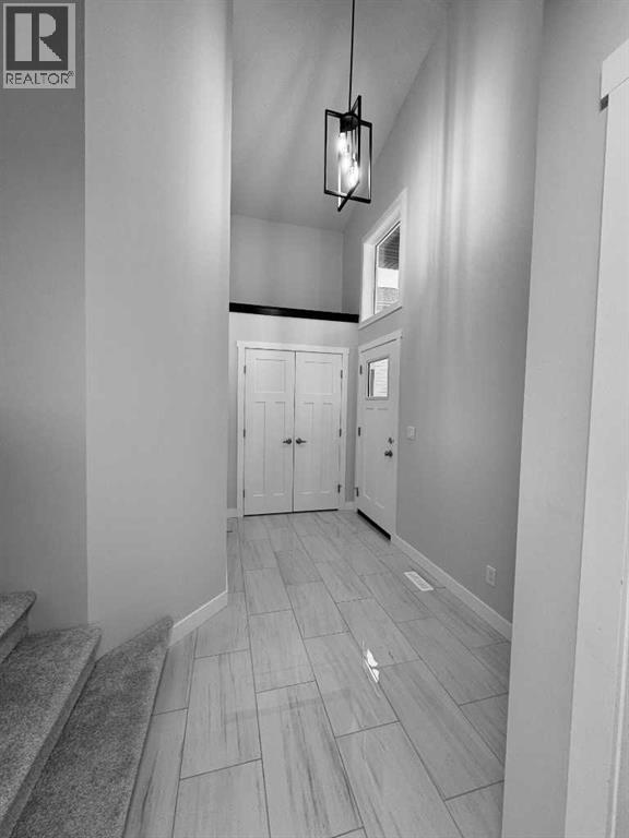 4237 Westbrooke Road - Photo 5 of 32, Blackfalds, Alberta