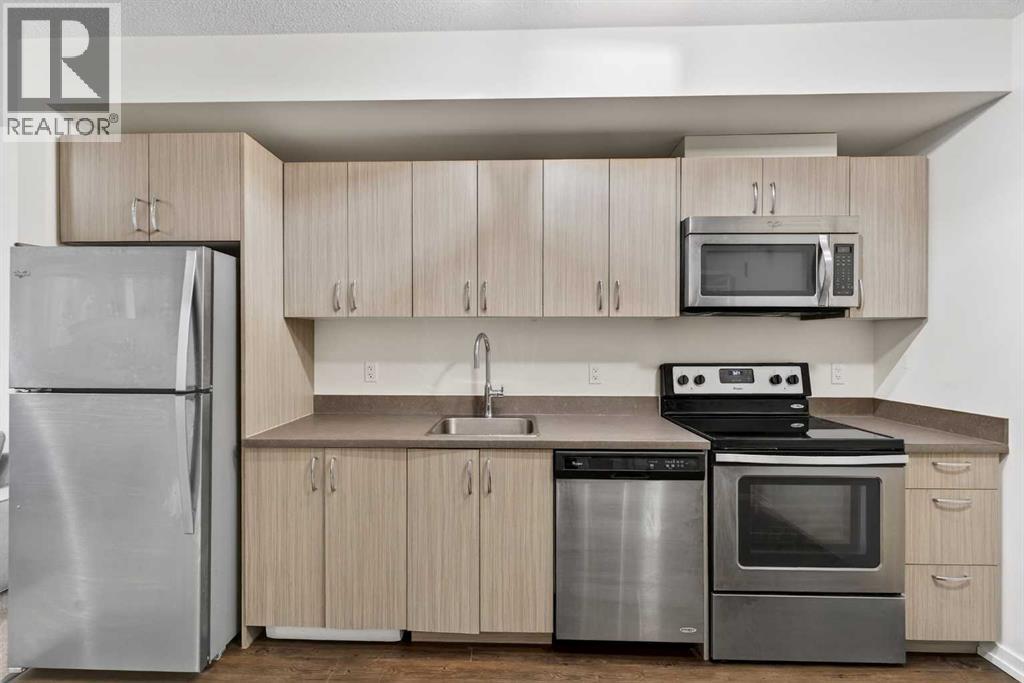 Single Family House for Sale in    Avenue SE Downtown East Village Calgary 