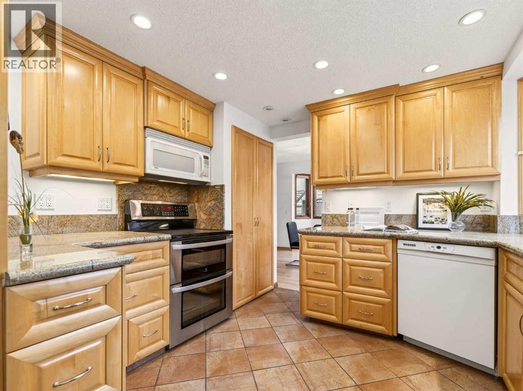 Single Family House 5 Level for Sale in  Ranch Estates Place NW Ranchlands Calgary 